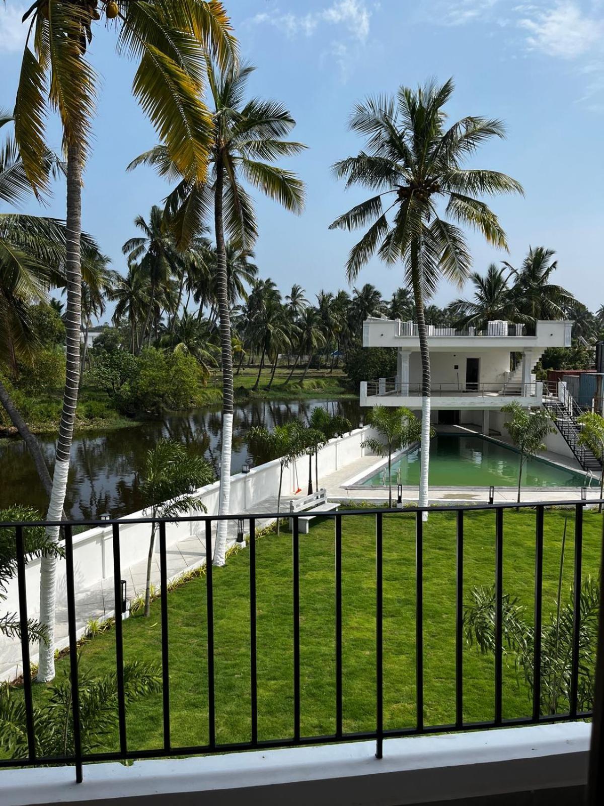 Trigon Retreat Otel Pūrnānkuppam Dış mekan fotoğraf